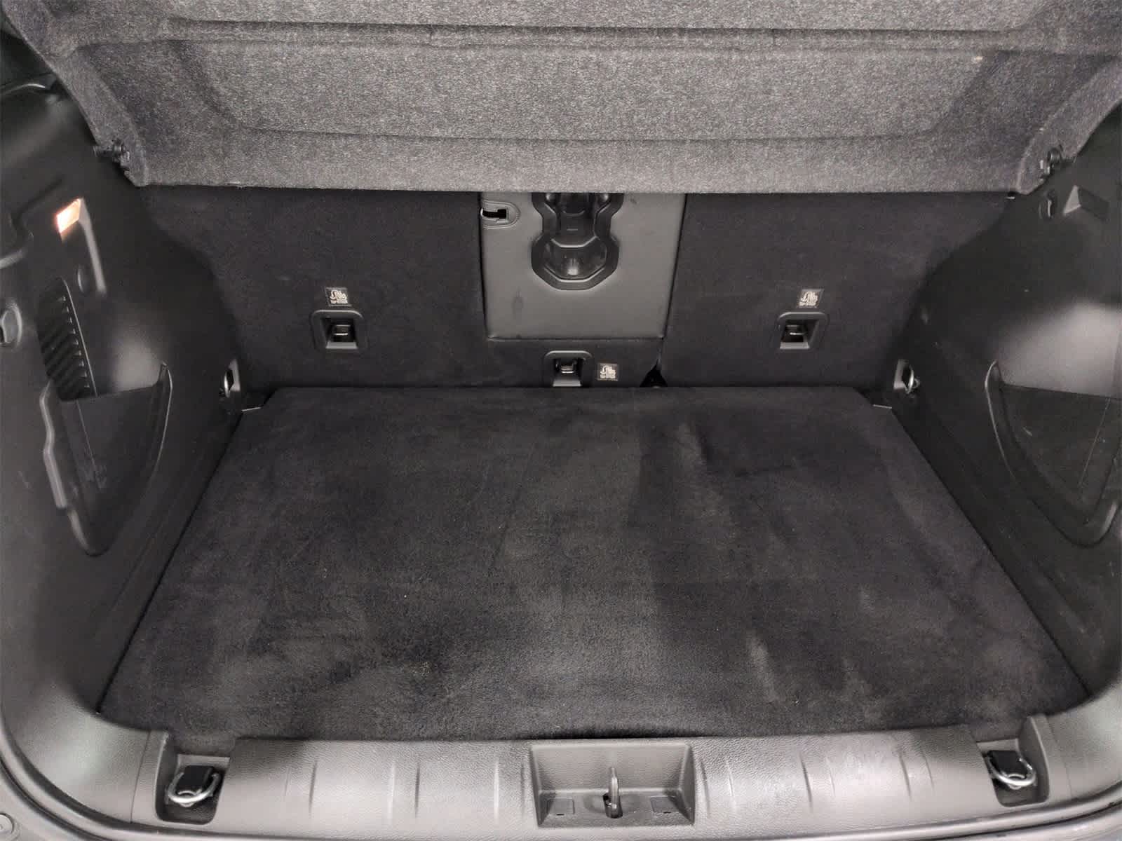 Thumbnail: 2021 Jeep Renegade - 35