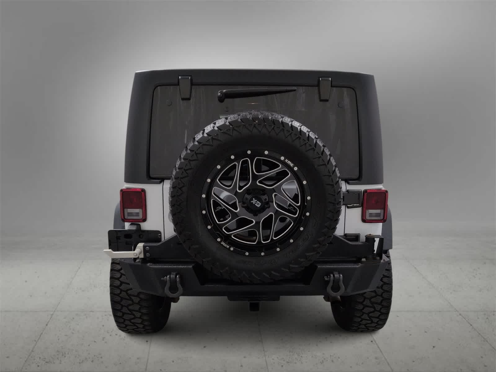 Thumbnail: 2017 Jeep Wrangler - 7