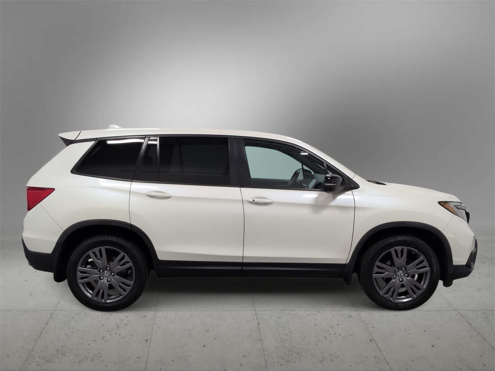 Thumbnail: 2019 Honda Passport - 9