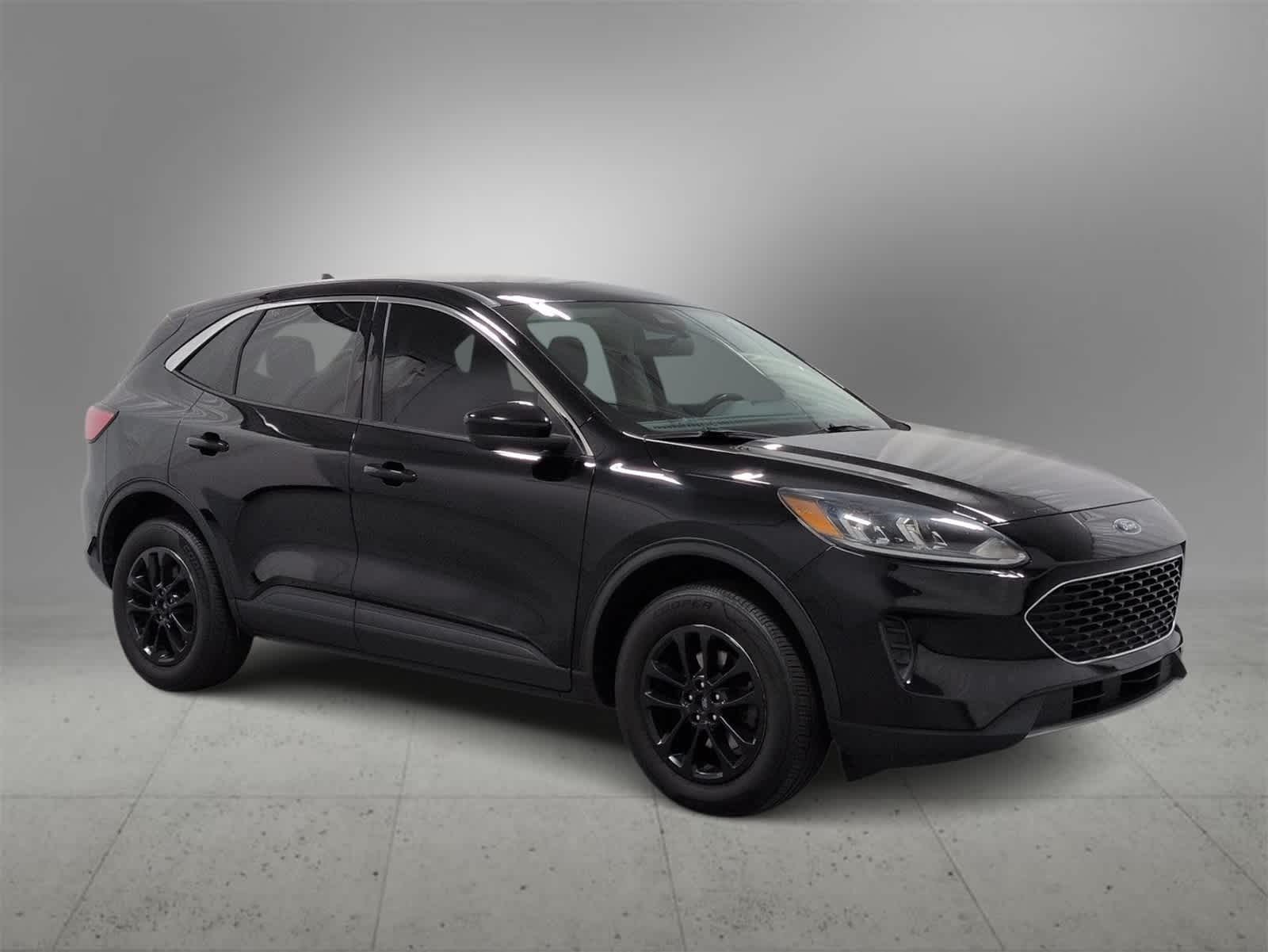 Thumbnail: 2021 Ford Escape - 2