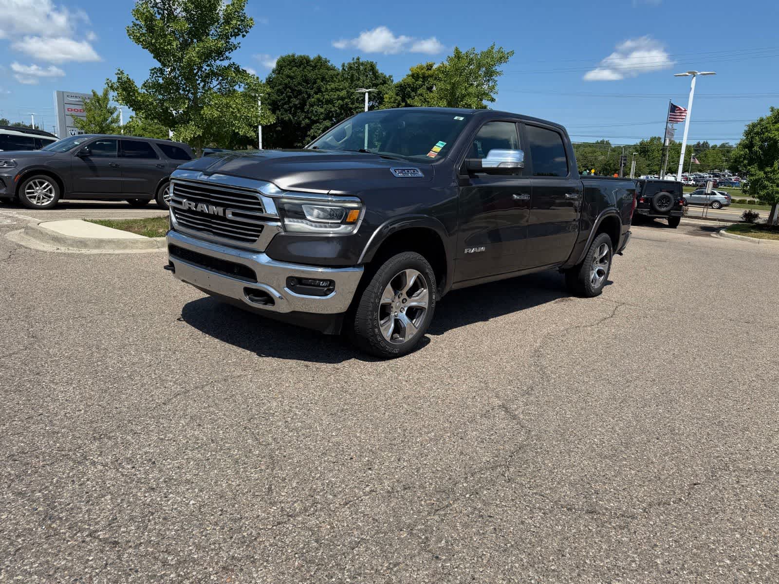 2020 RAM 1500 Laramie 4x4 Crew Cab 5'7's photo