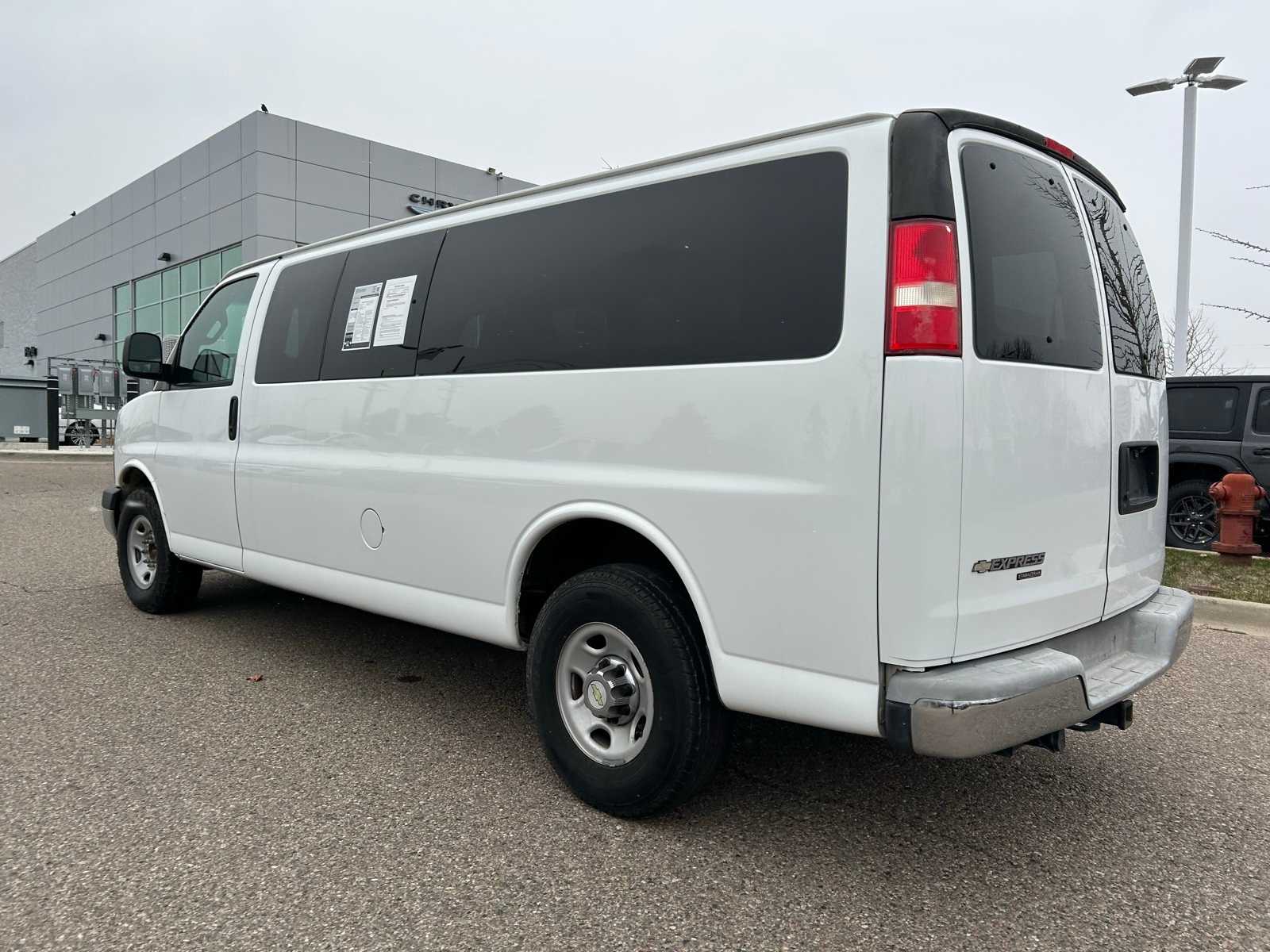 Thumbnail: 2016 Chevrolet Express - 19