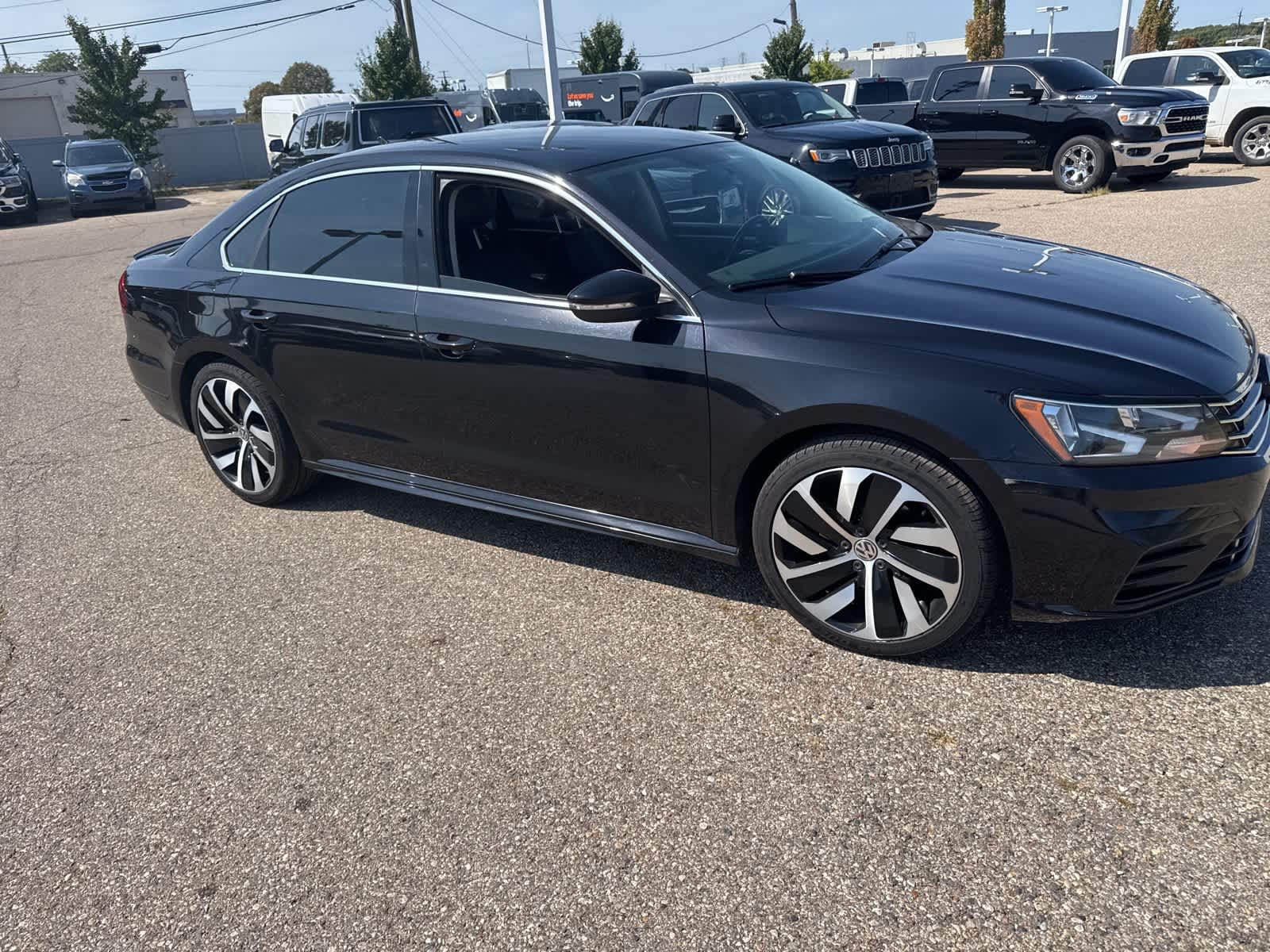 Thumbnail: 2017 Volkswagen Passat - 7