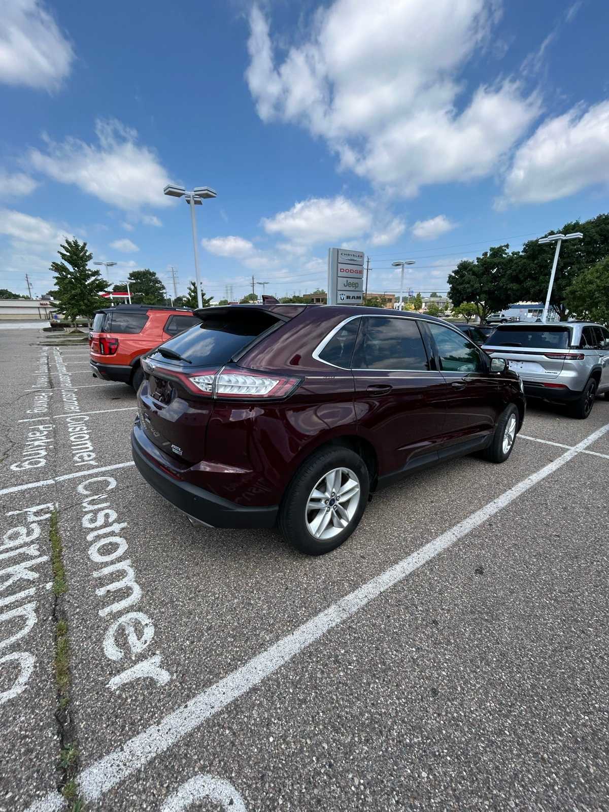 Thumbnail: 2017 Ford Edge - 14