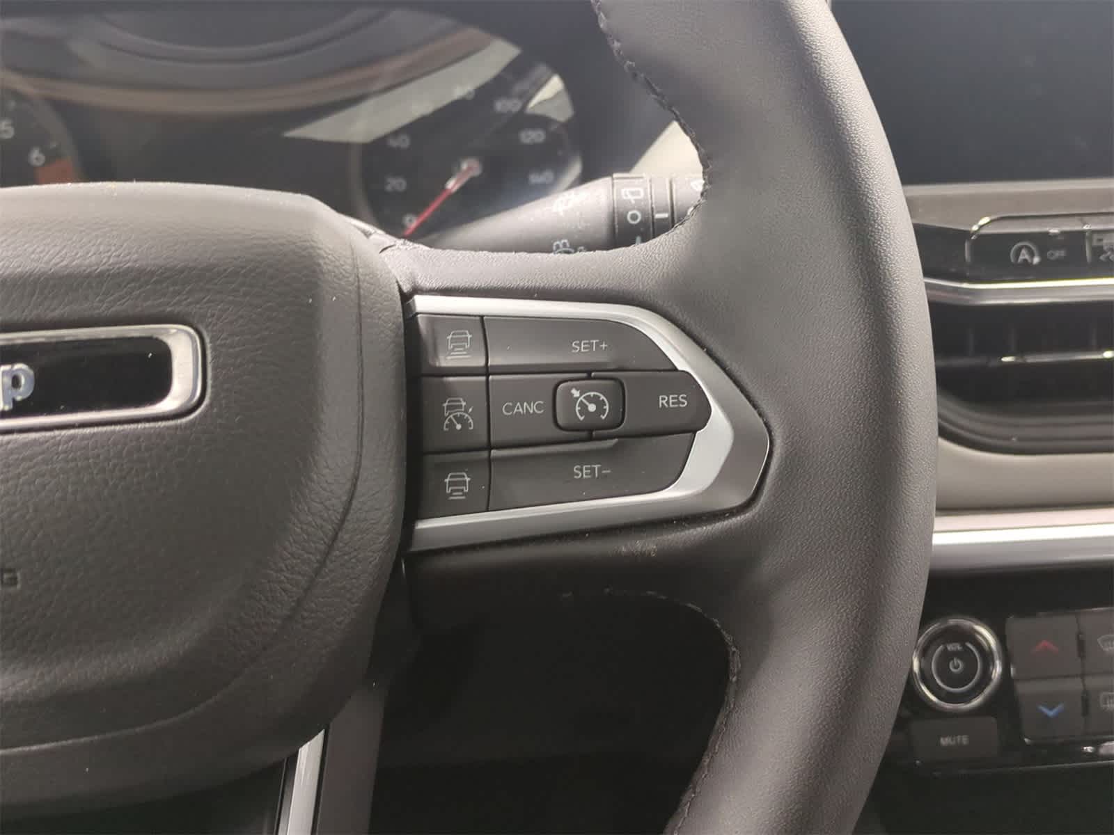 Thumbnail: 2025 Jeep Compass - 25