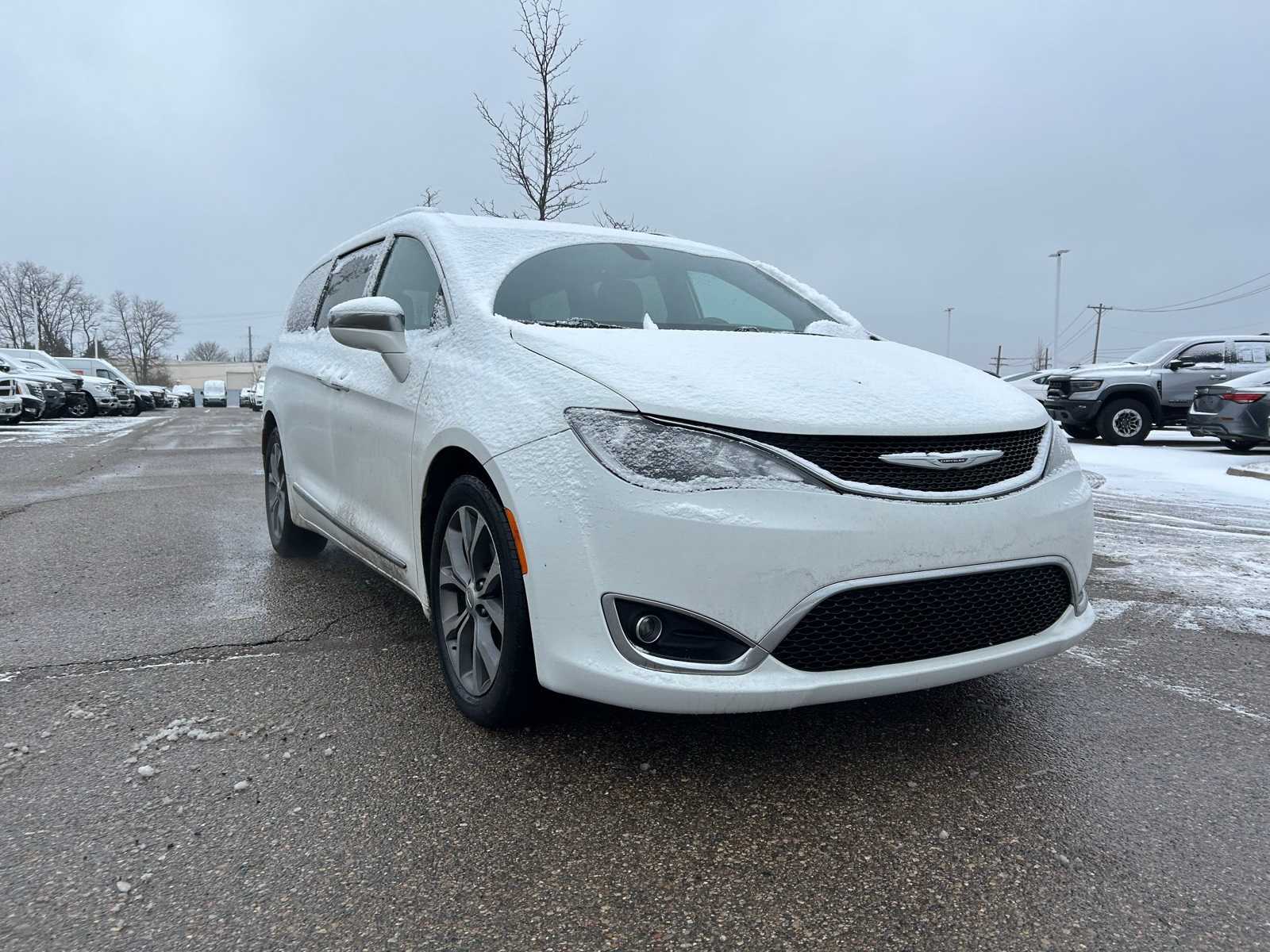 Thumbnail: 2020 Chrysler Pacifica - 7