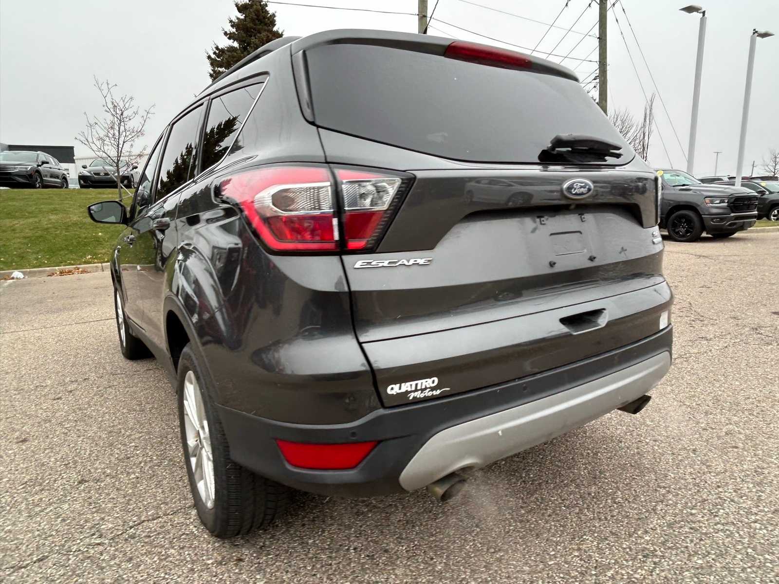 Thumbnail: 2018 Ford Escape - 14