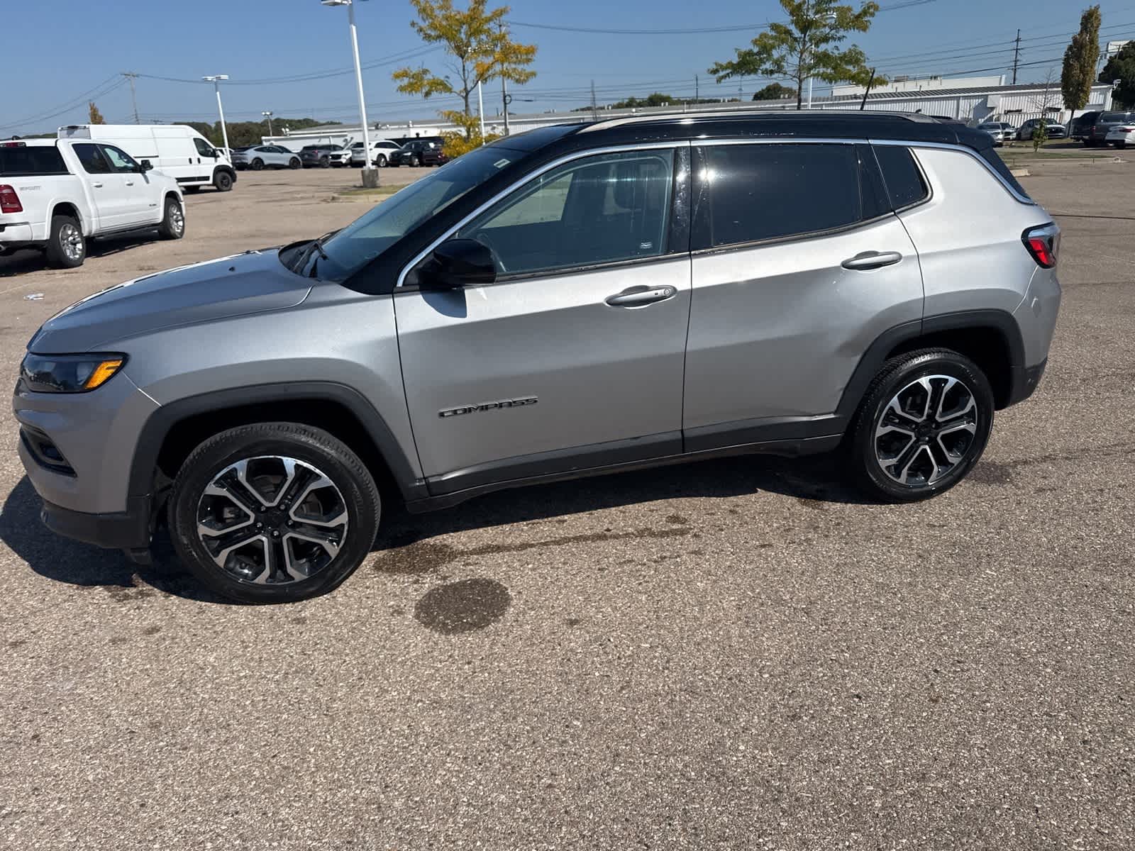 Thumbnail: 2022 Jeep Compass - 28