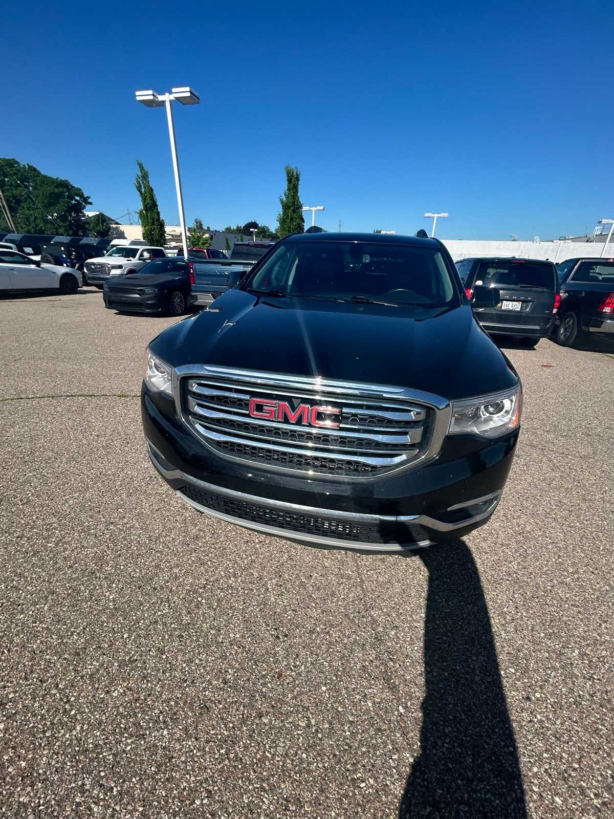 Thumbnail: 2019 GMC Acadia - 4