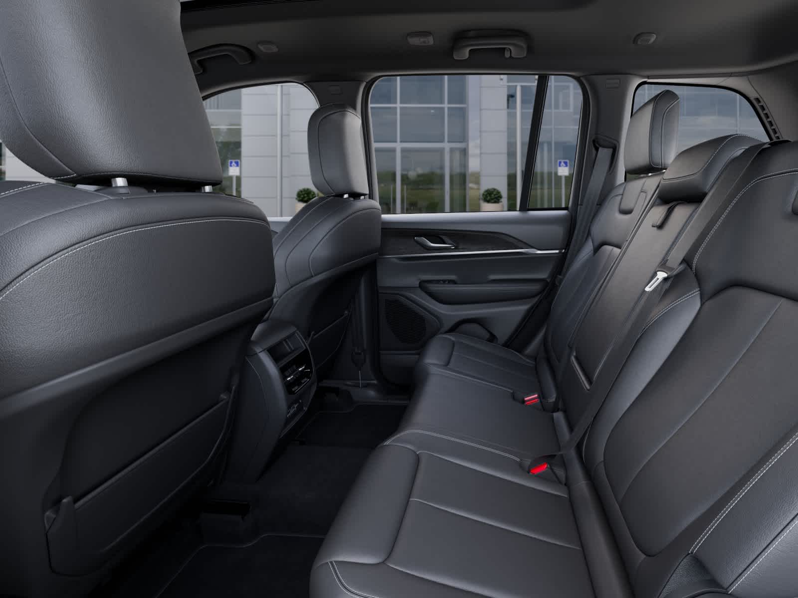 Thumbnail: 2025 Jeep Grand Cherokee - 23