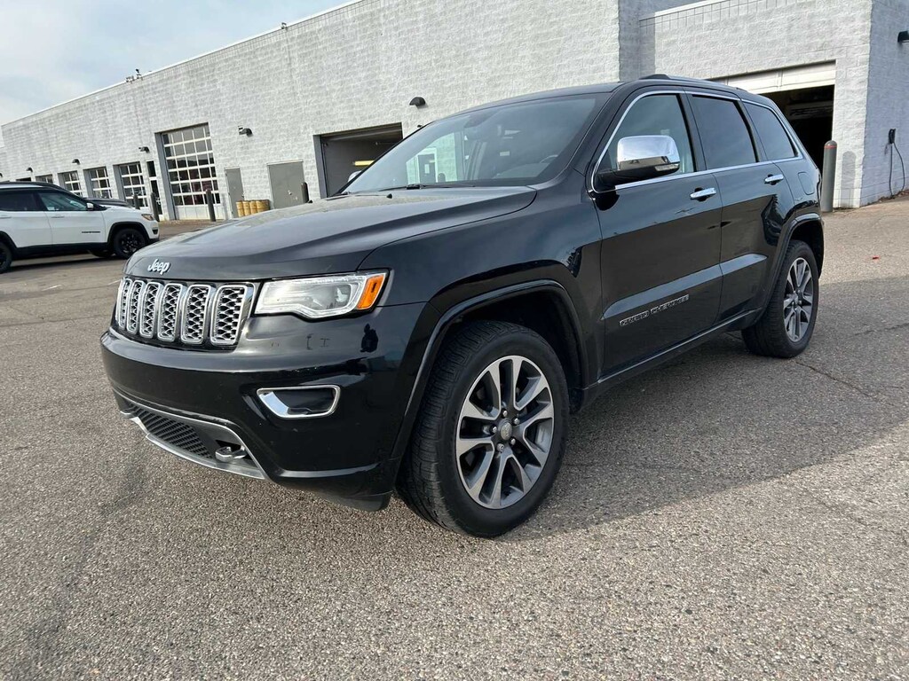 Used 2018 Jeep Grand Cherokee Overland SUV