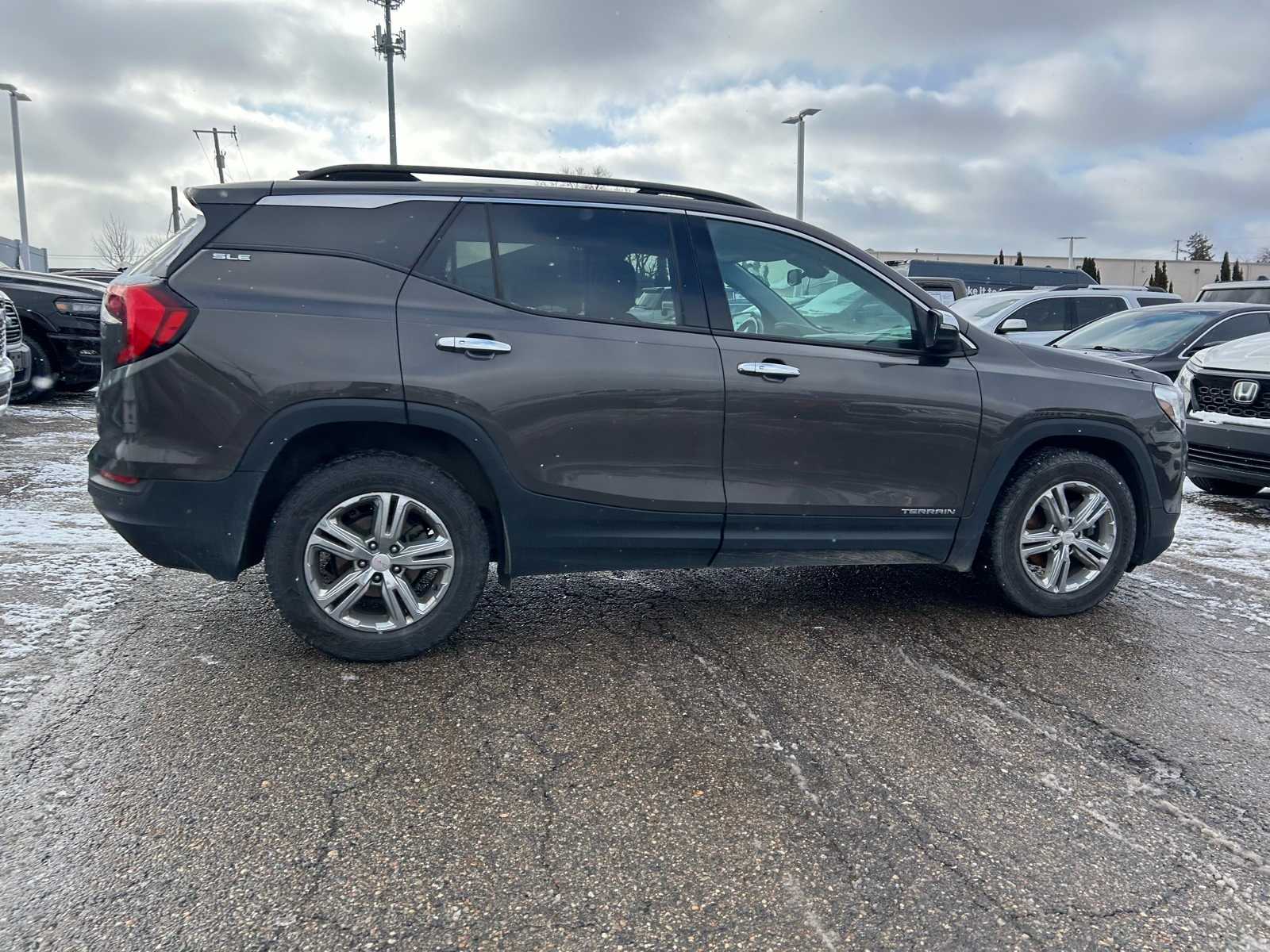 Thumbnail: 2020 GMC Terrain - 12