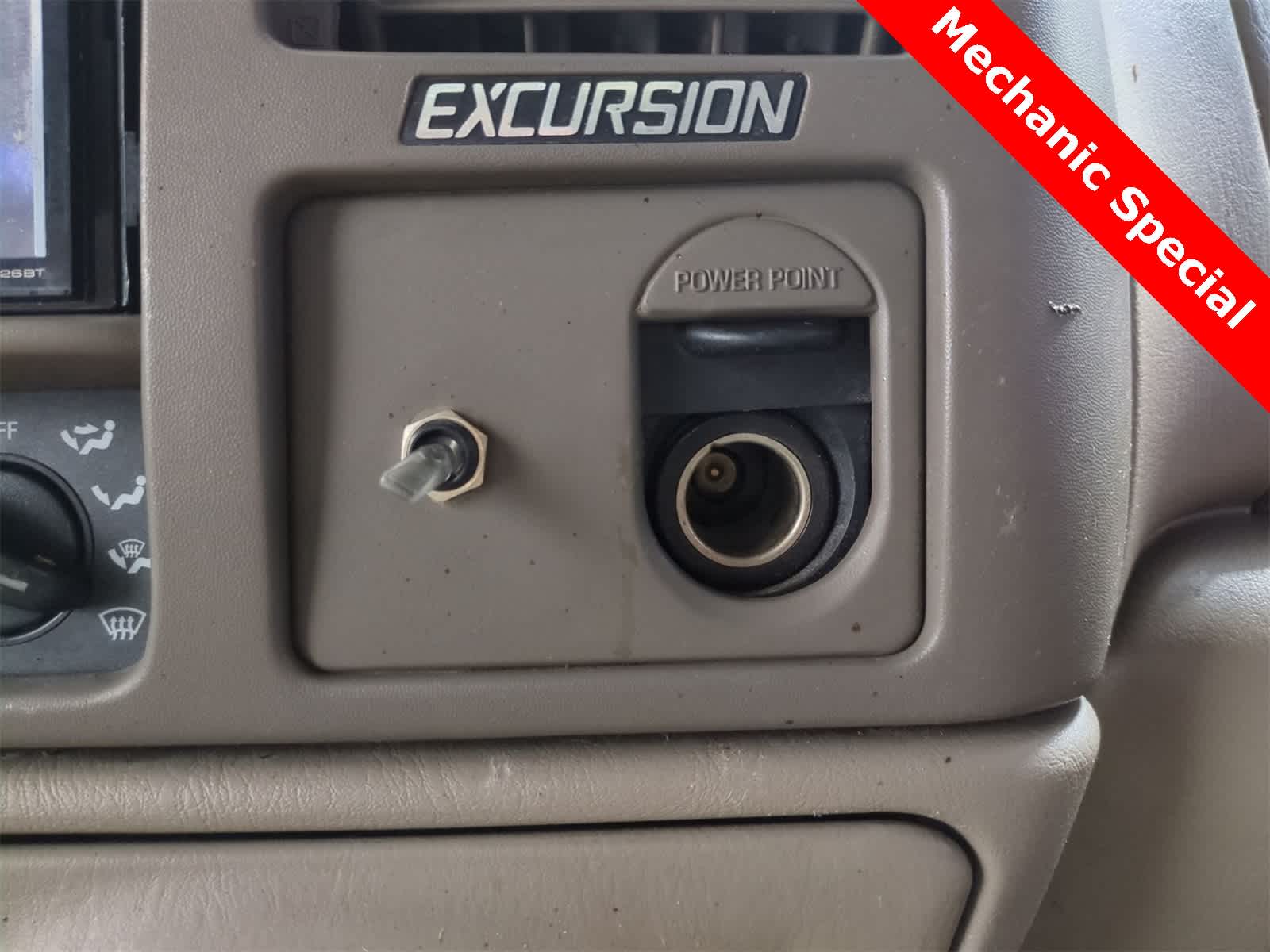 Thumbnail: 2002 Ford Excursion - 29