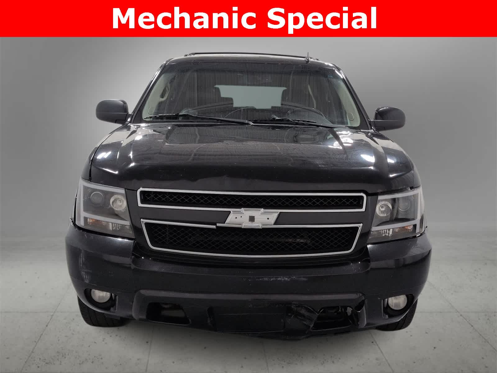 Thumbnail: 2011 Chevrolet Suburban - 2