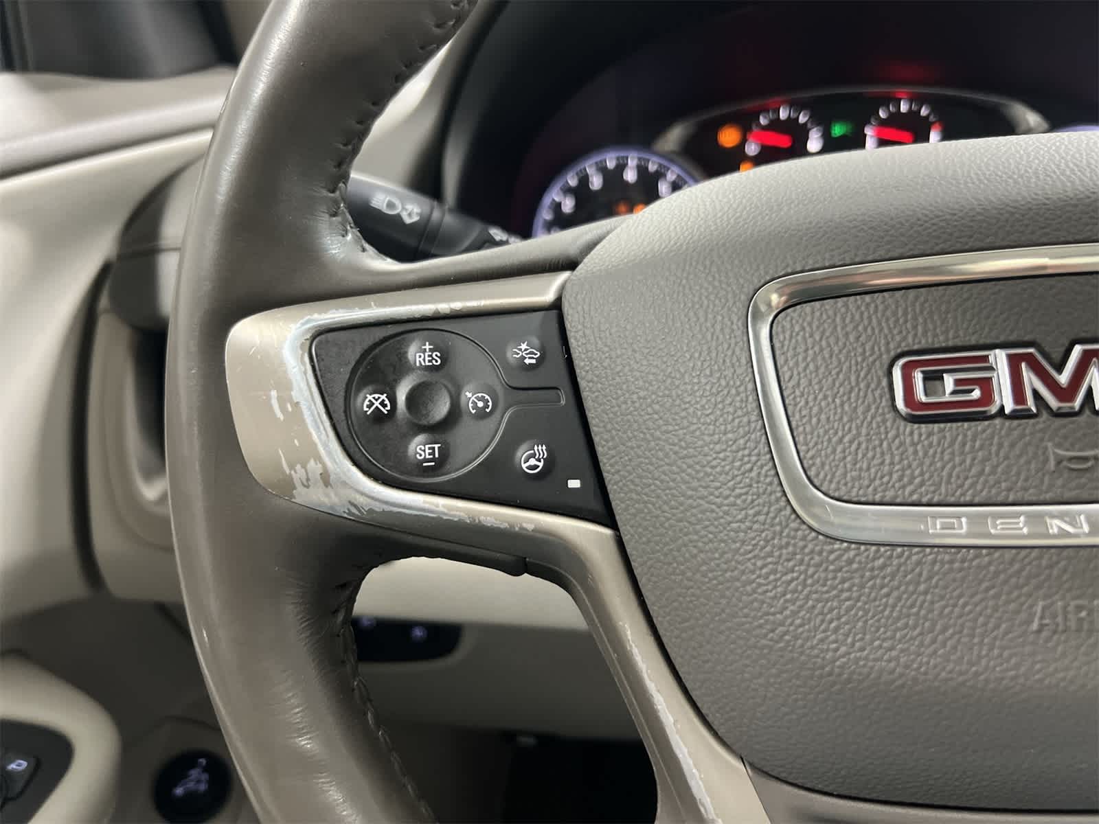 Thumbnail: 2018 GMC Terrain - 26