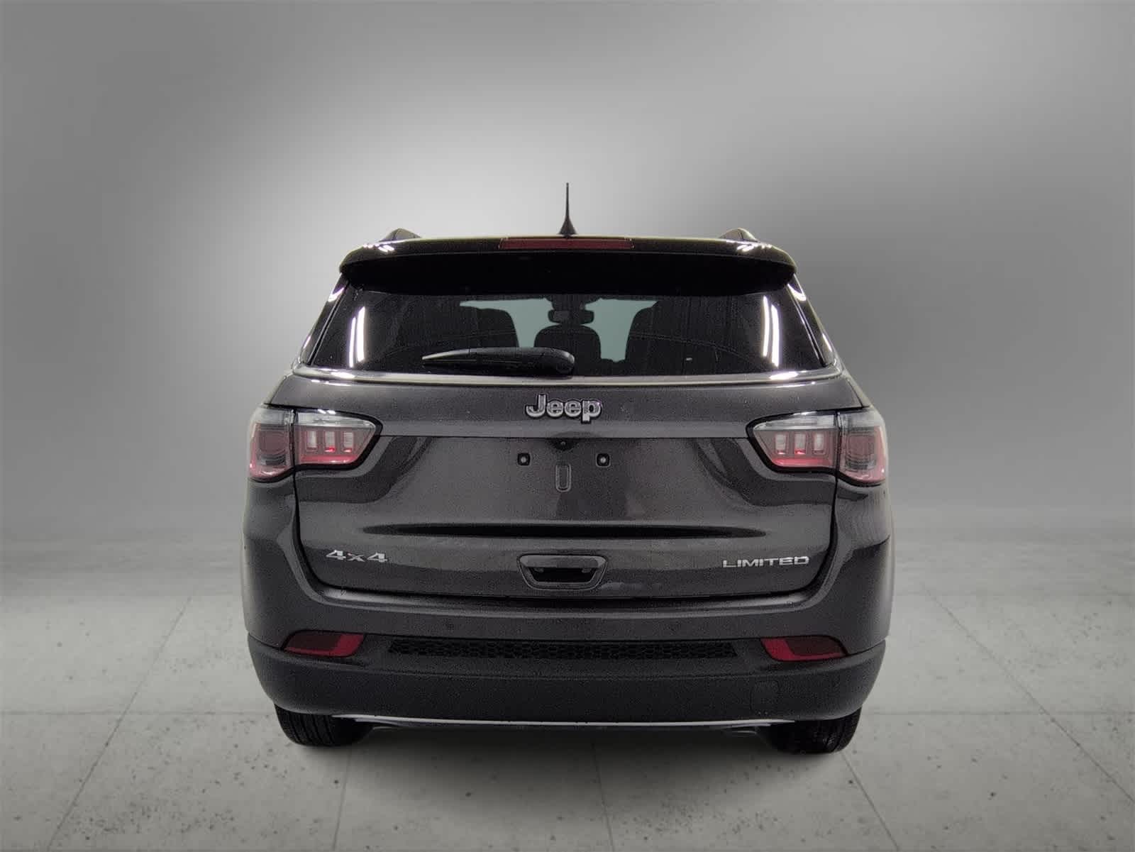 Thumbnail: 2023 Jeep Compass - 7