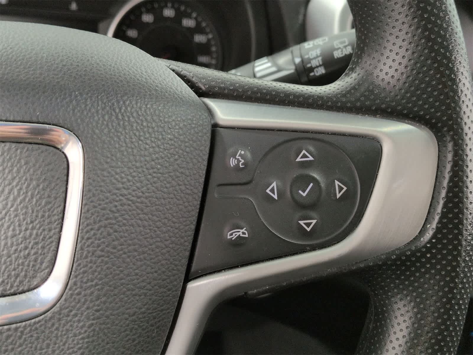 Thumbnail: 2022 GMC Terrain - 27