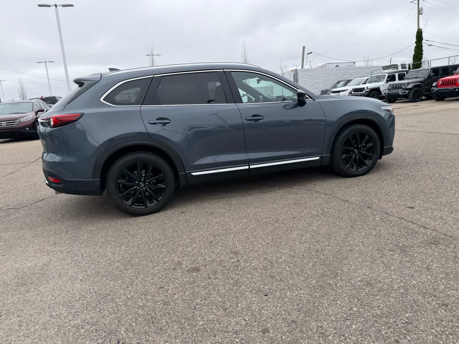 Thumbnail: 2022 Mazda CX-9 - 18