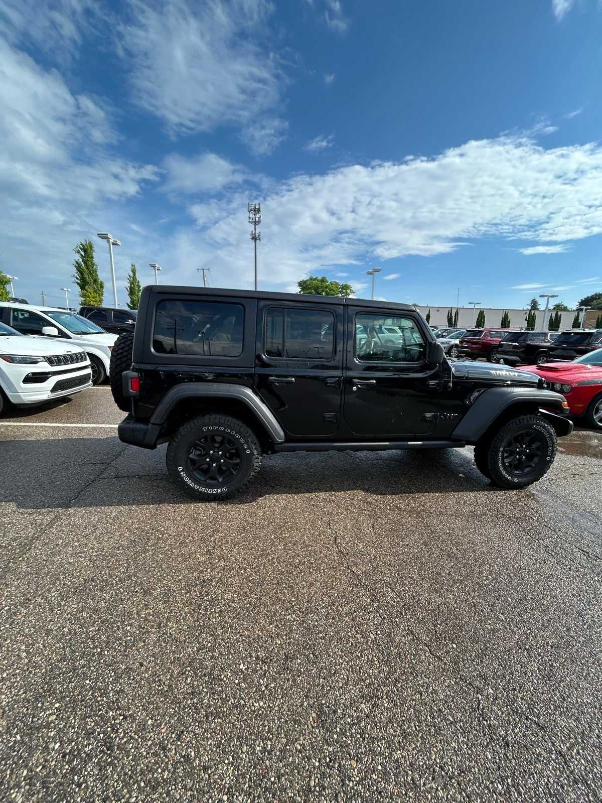 Thumbnail: 2021 Jeep Wrangler - 14