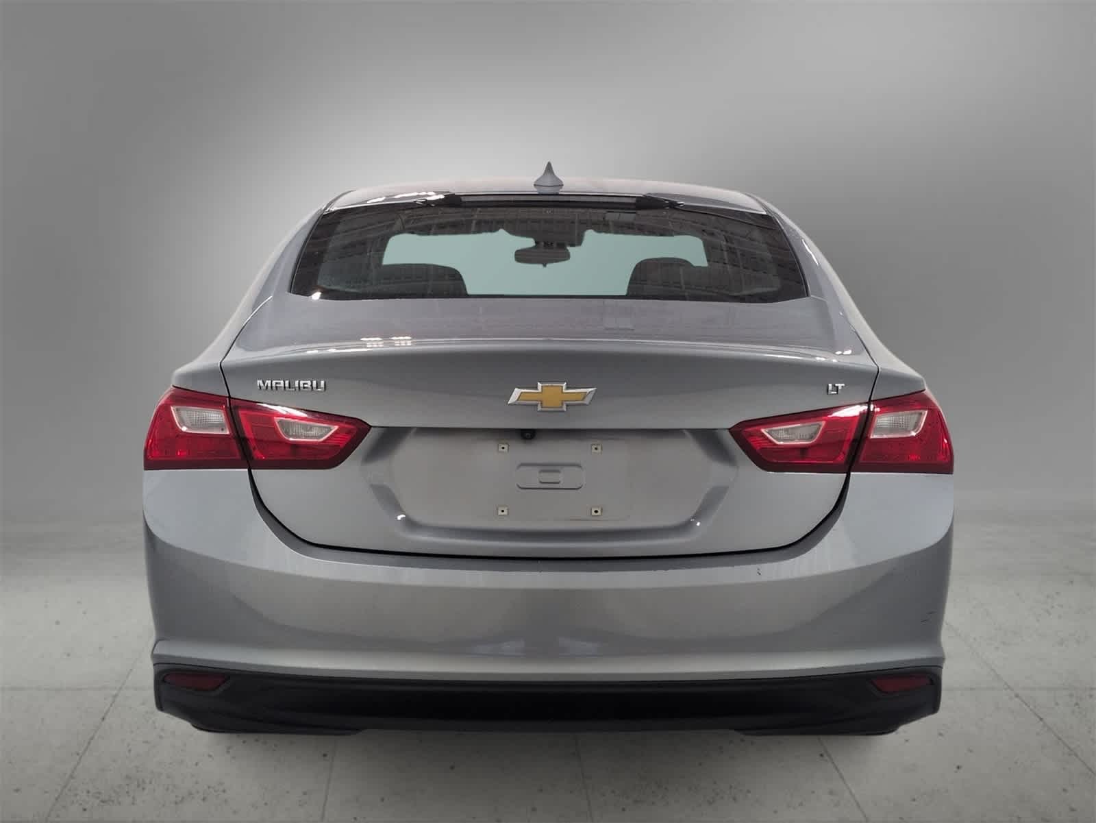 Thumbnail: 2023 Chevrolet Malibu - 7
