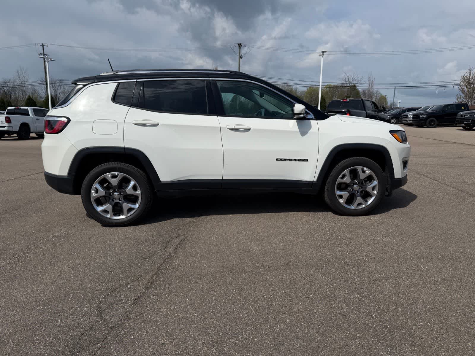 Thumbnail: 2019 Jeep Compass - 14