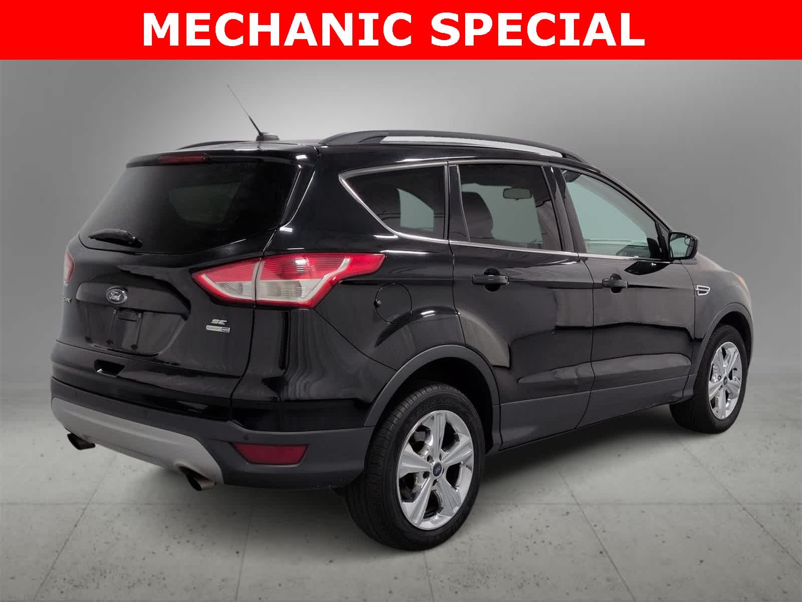 Thumbnail: 2016 Ford Escape - 8