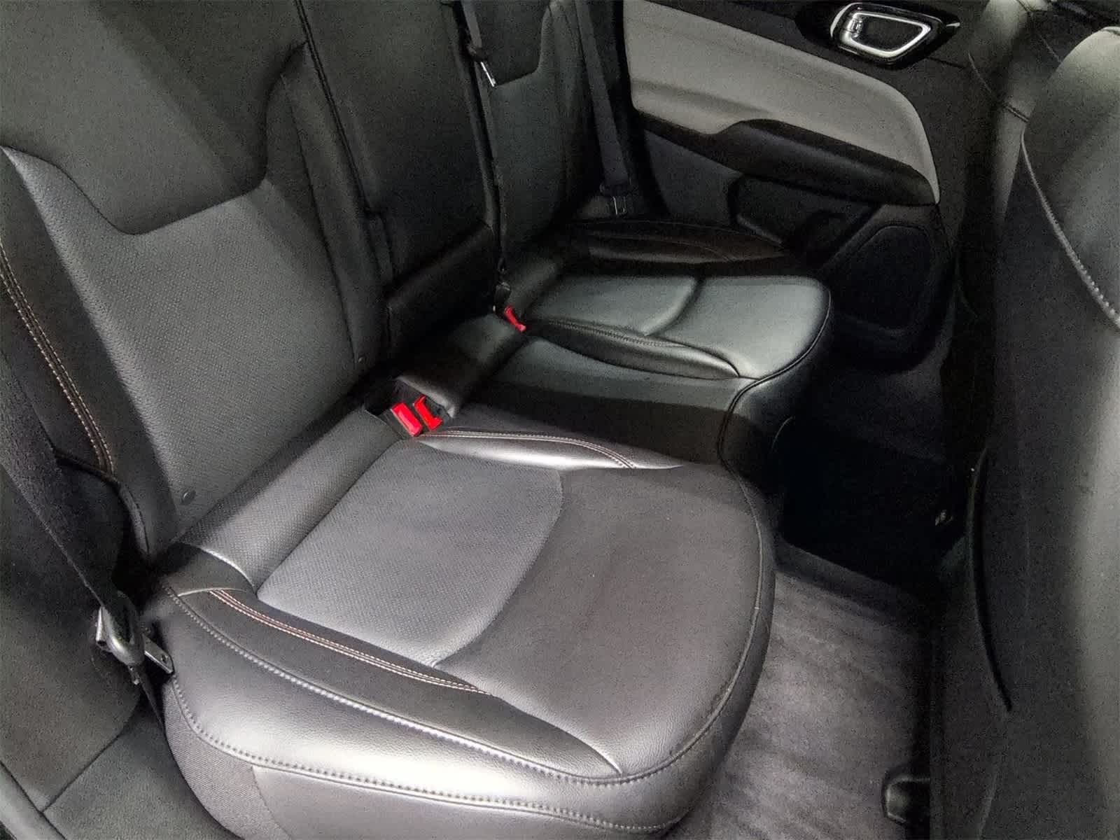 Thumbnail: 2023 Jeep Compass - 21