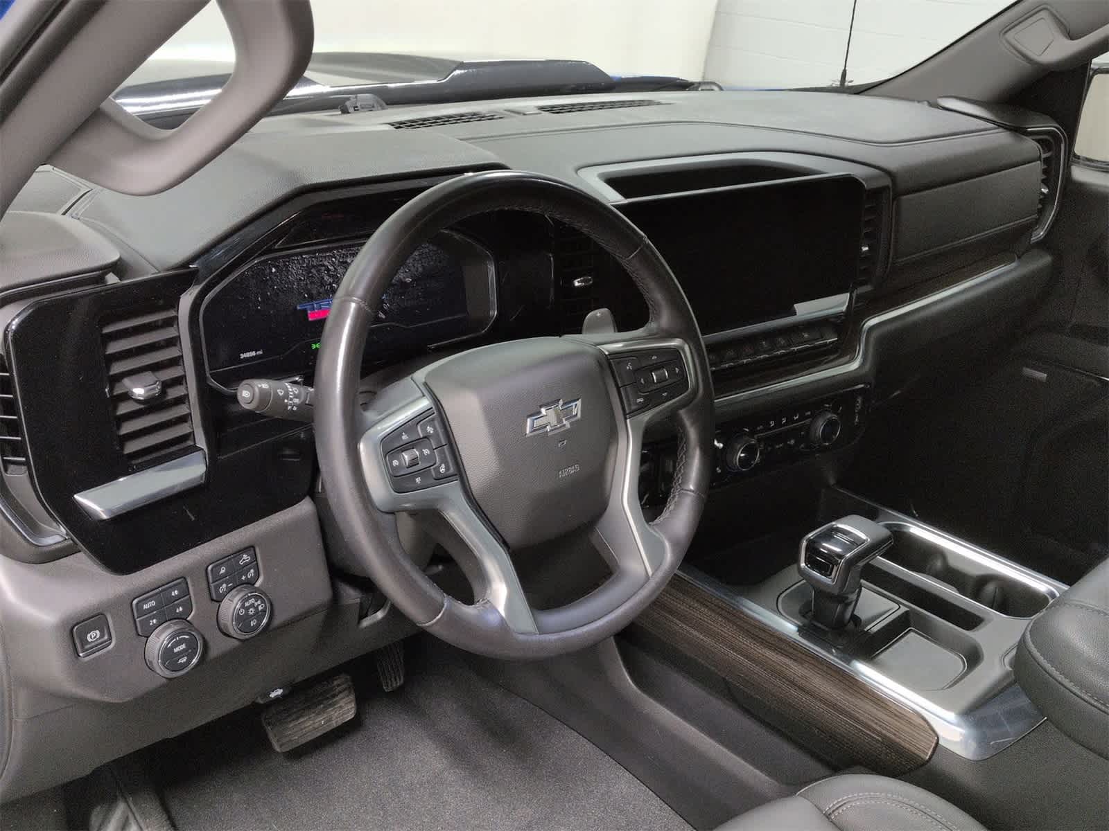 Thumbnail: 2022 Chevrolet Silverado 1500 - 10