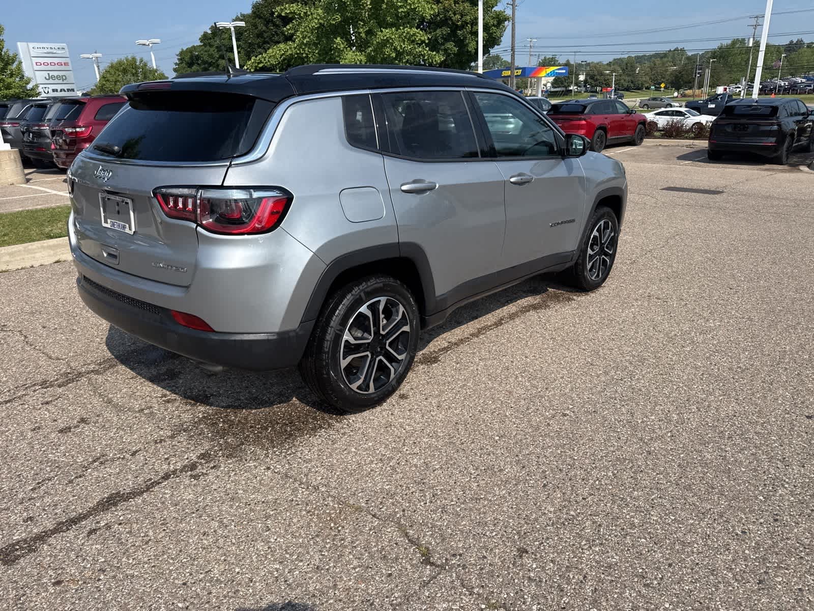 Thumbnail: 2022 Jeep Compass - 16