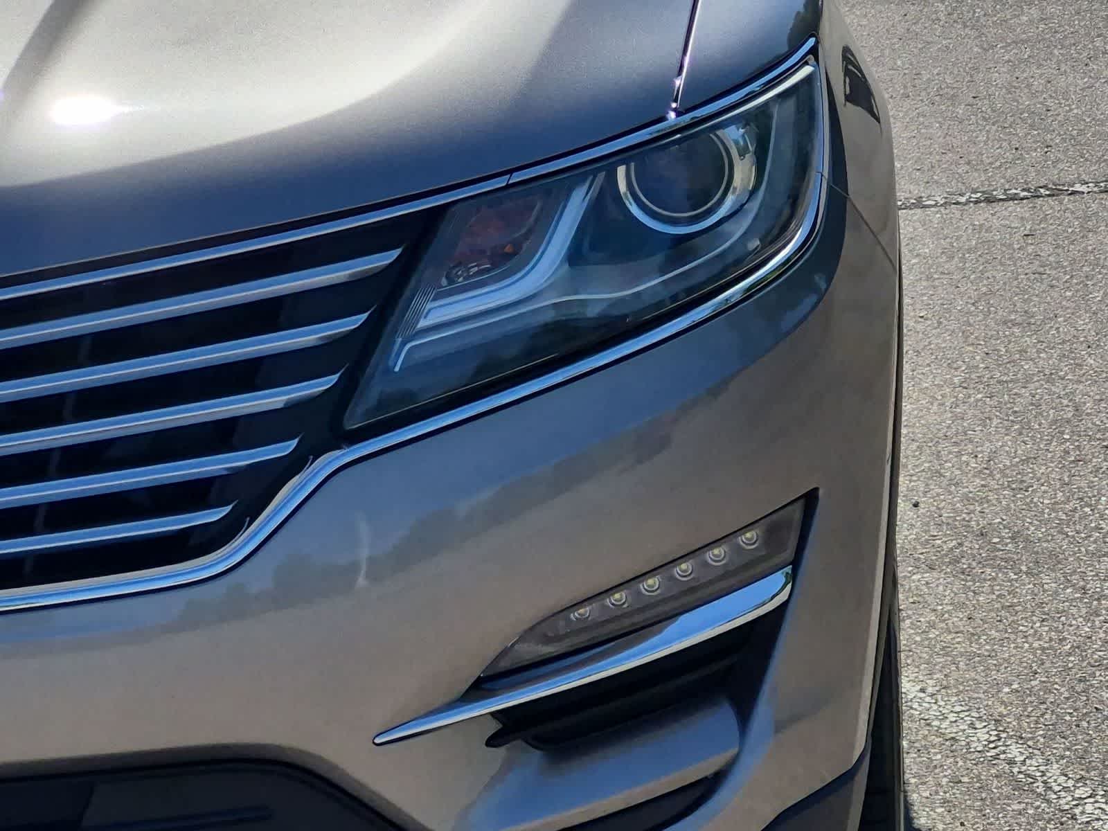 Thumbnail: 2018 Lincoln MKC - 11