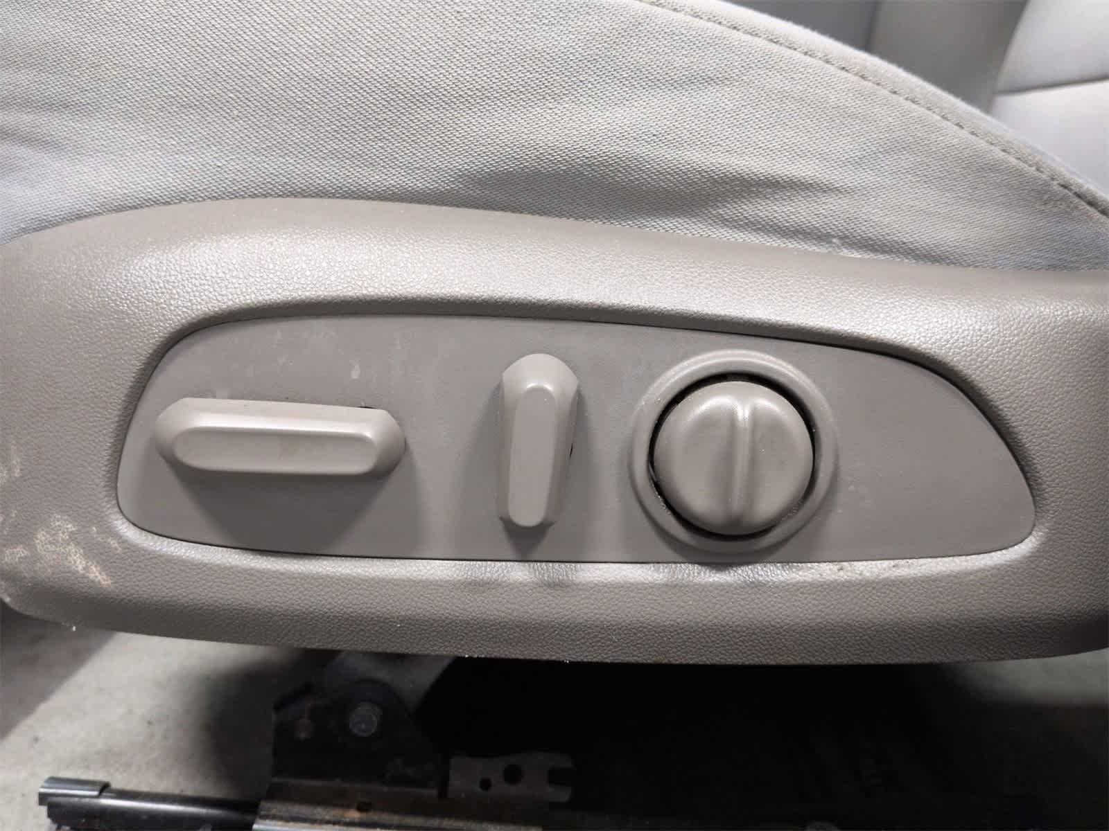 Thumbnail: 2018 Chevrolet Malibu - 18