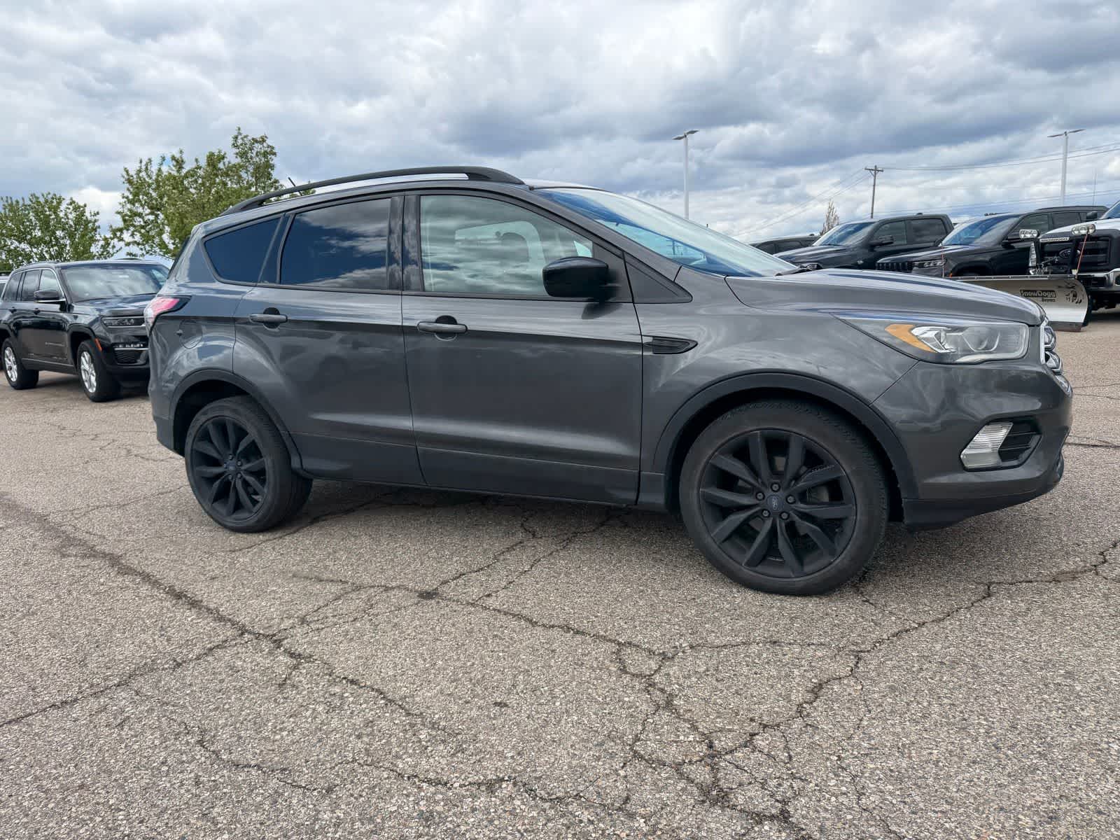 Thumbnail: 2018 Ford Escape - 9