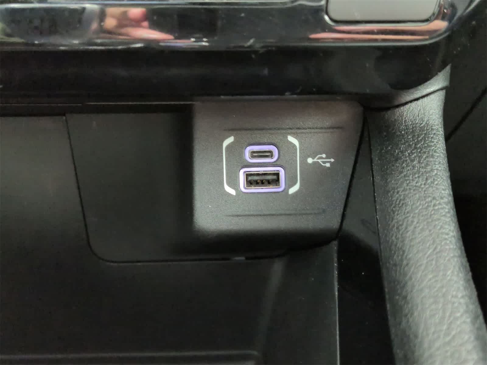 Thumbnail: 2023 Jeep Compass - 30