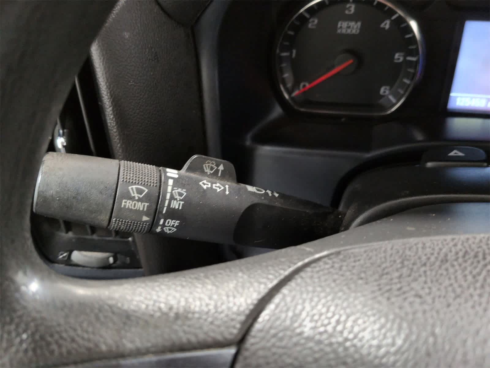 Thumbnail: 2019 Chevrolet Silverado 1500 - 26