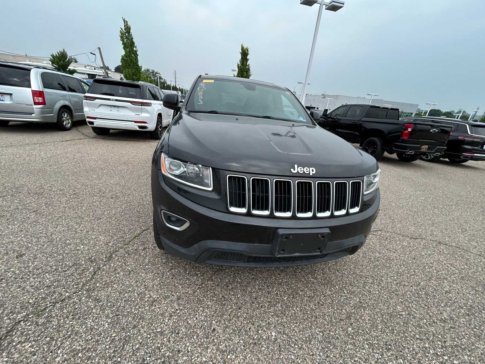 2016 Jeep Grand Cherokee Laredo 3
