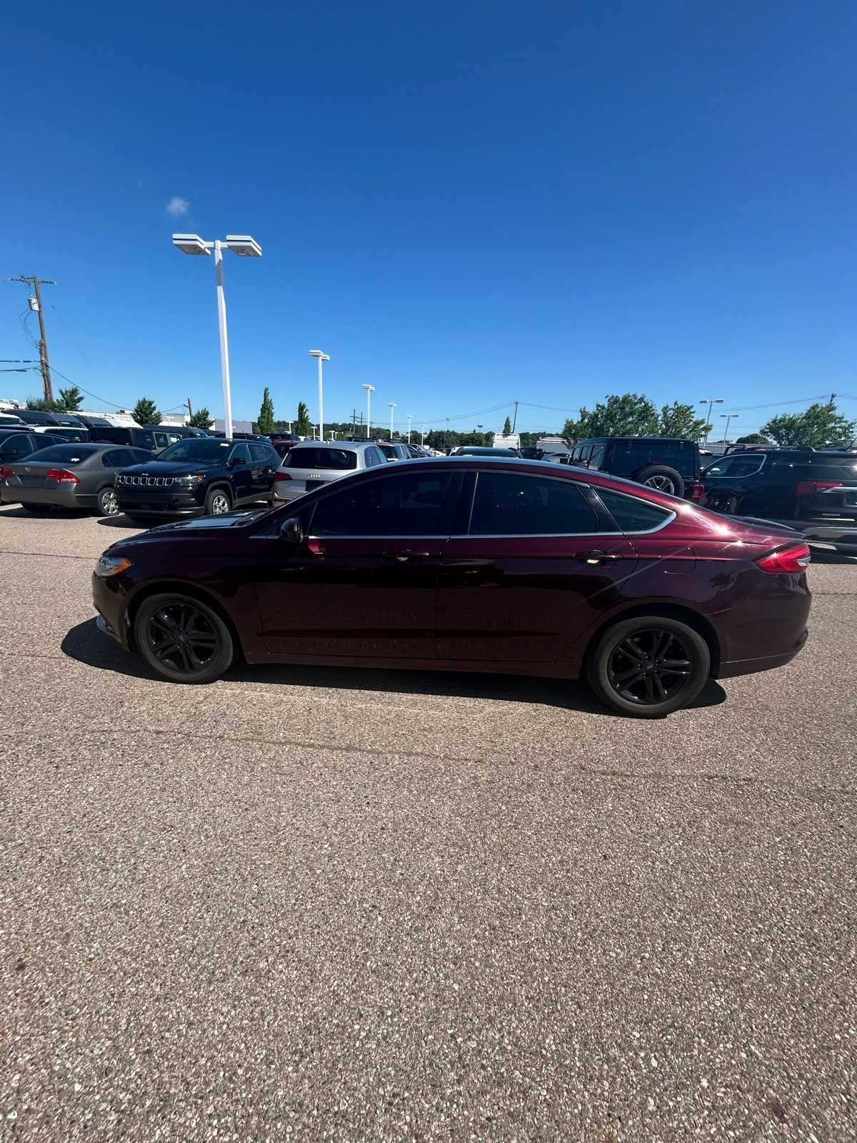 Thumbnail: 2018 Ford Fusion - 25