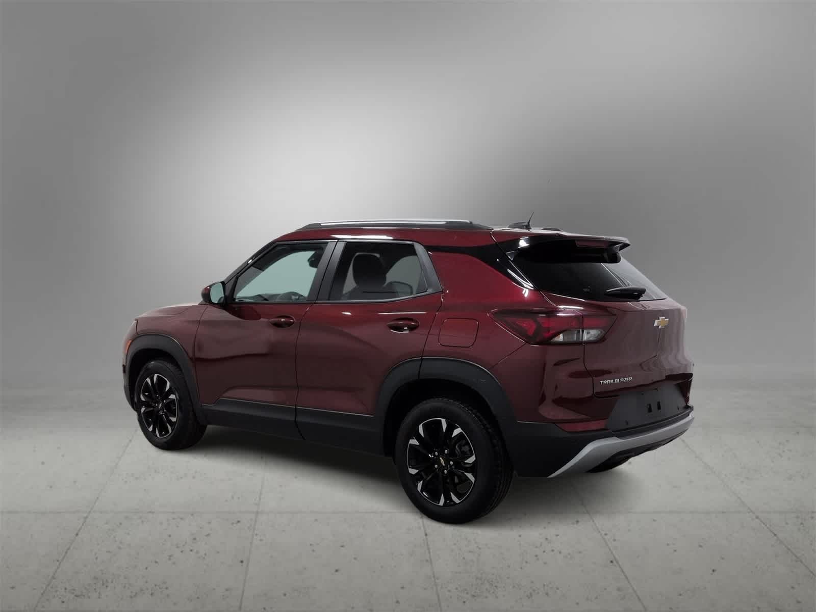 Thumbnail: 2023 Chevrolet TrailBlazer - 6