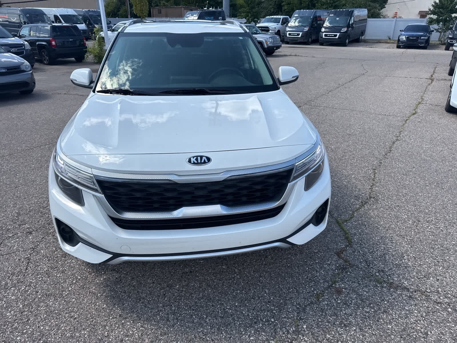 Thumbnail: 2021 Kia Seltos - 5