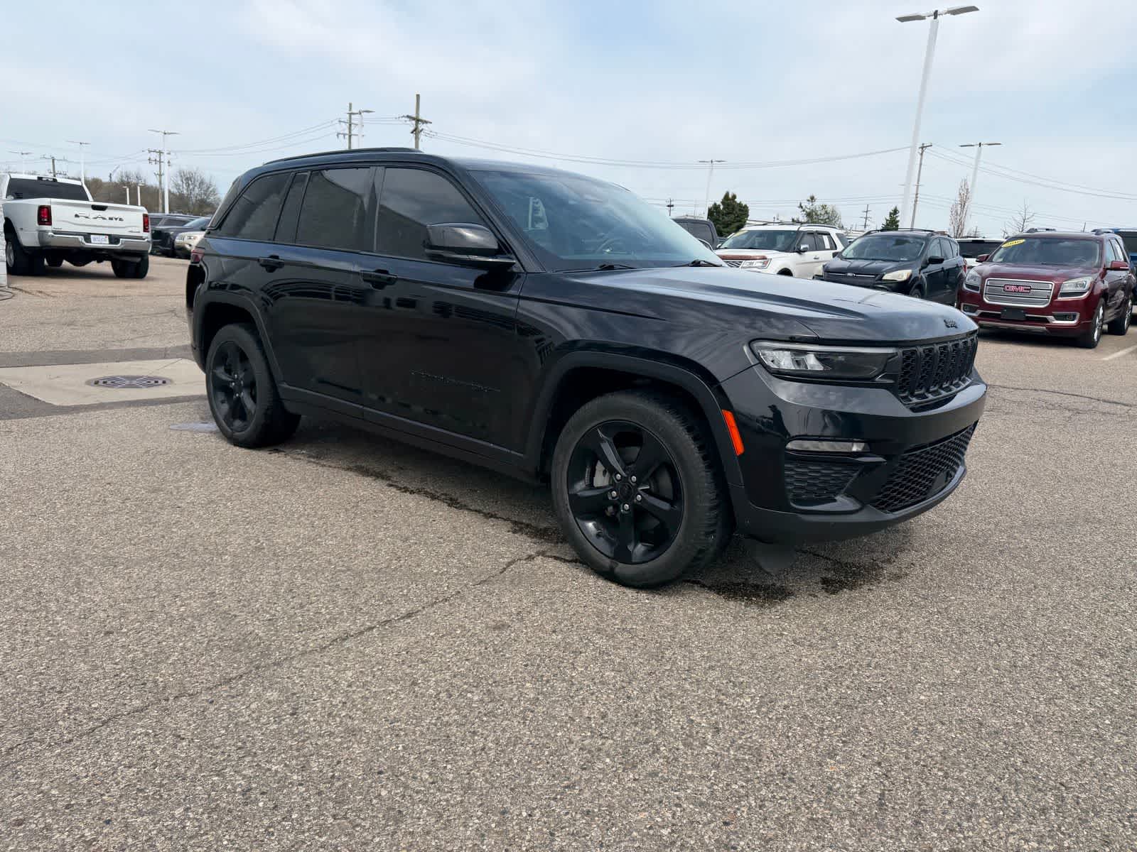 Thumbnail: 2023 Jeep Grand Cherokee - 12