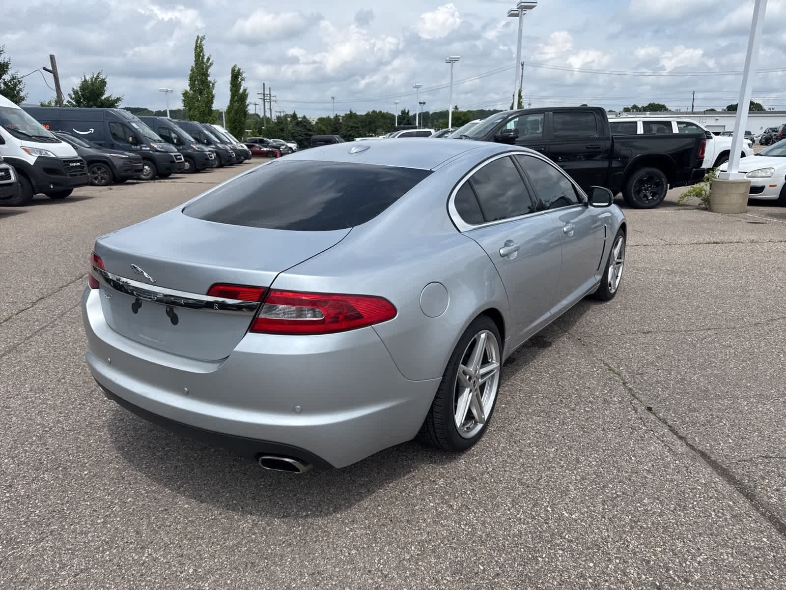 Thumbnail: 2011 Jaguar XF - 15
