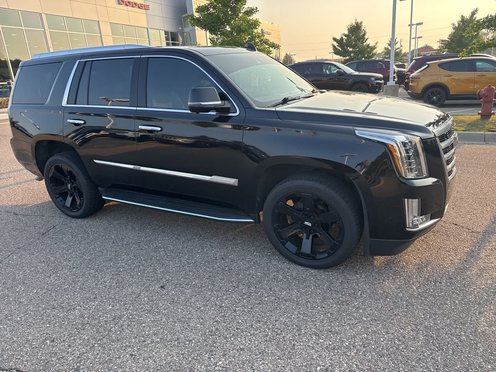 Thumbnail: 2018 Cadillac Escalade - 10