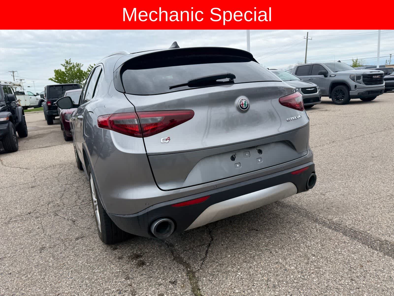 Thumbnail: 2018 Alfa Romeo Stelvio - 23
