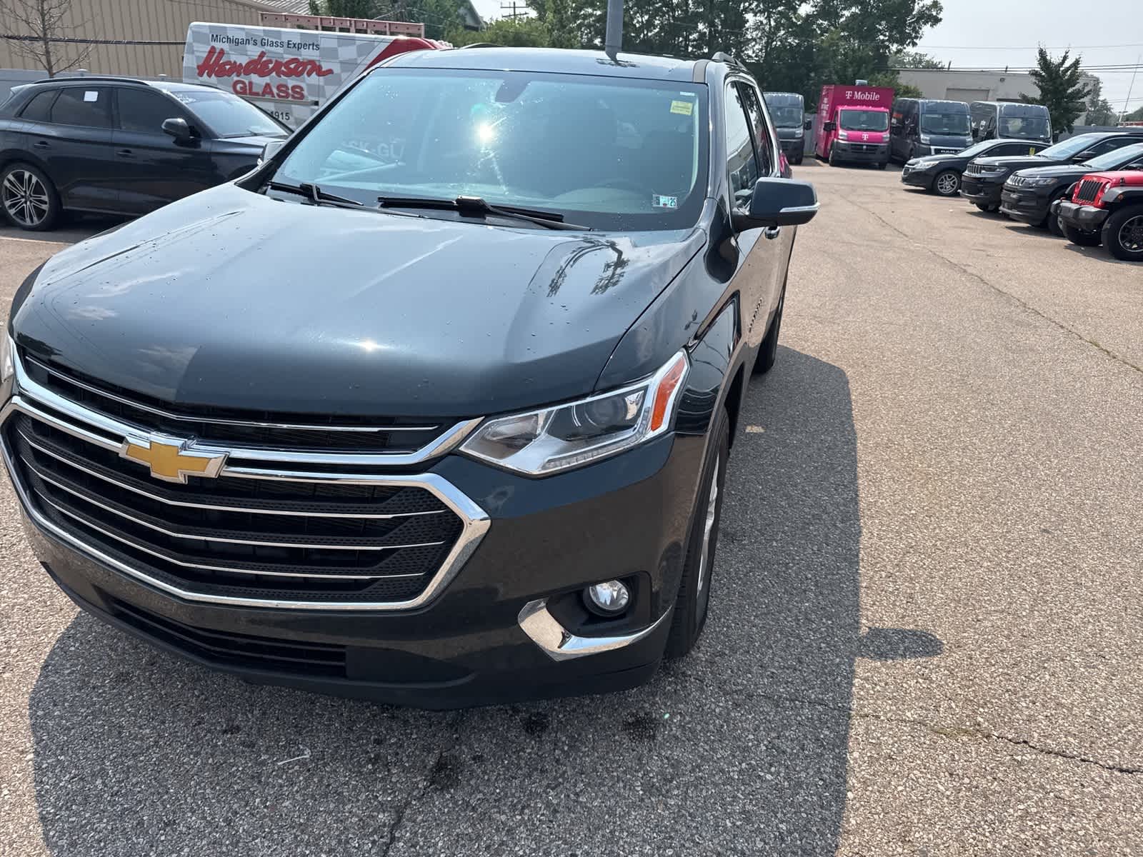 Thumbnail: 2021 Chevrolet Traverse - 3