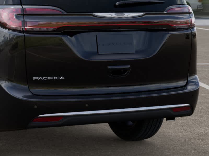 Thumbnail: 2026 Chrysler Pacifica - 13