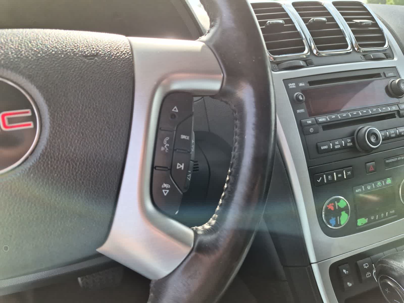 Thumbnail: 2009 GMC Acadia - 31