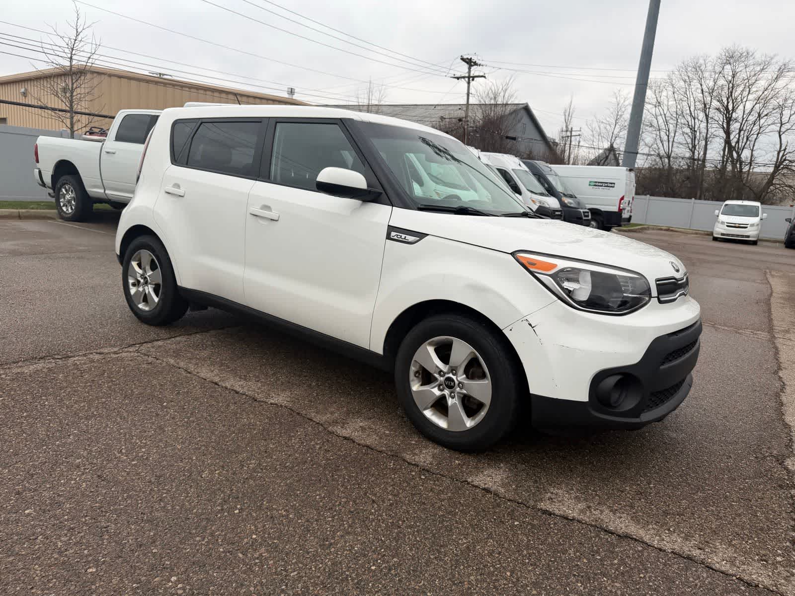 Thumbnail: 2017 Kia Soul - 11