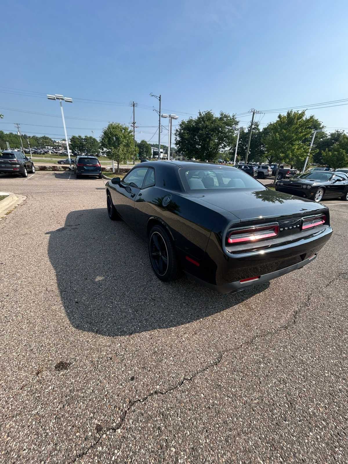 Thumbnail: 2016 Dodge Challenger - 24
