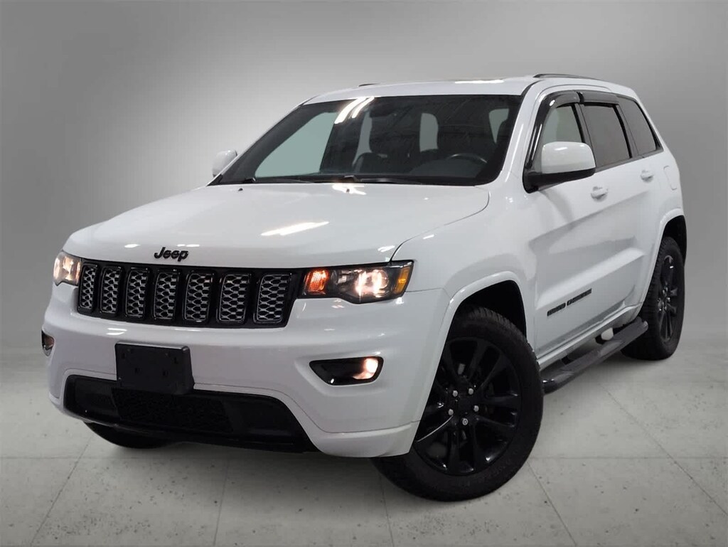 Used 2019 Jeep Grand Cherokee Altitude SUV