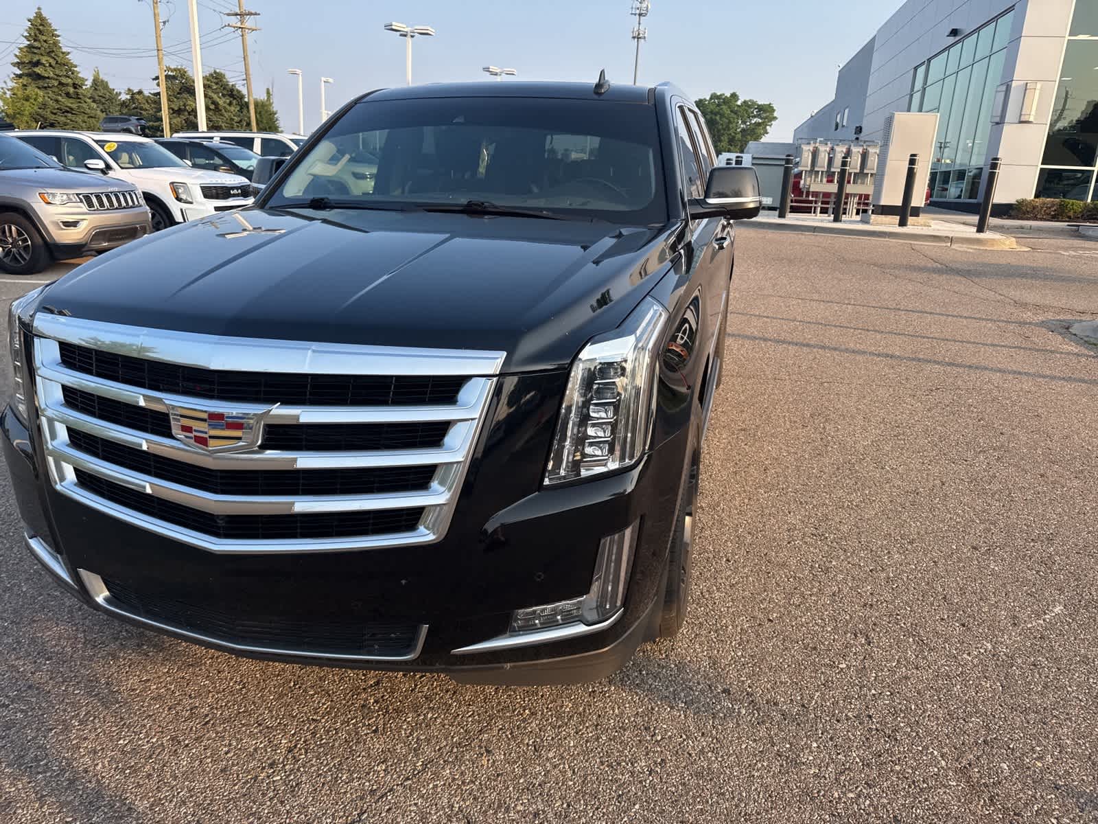 Thumbnail: 2018 Cadillac Escalade - 3