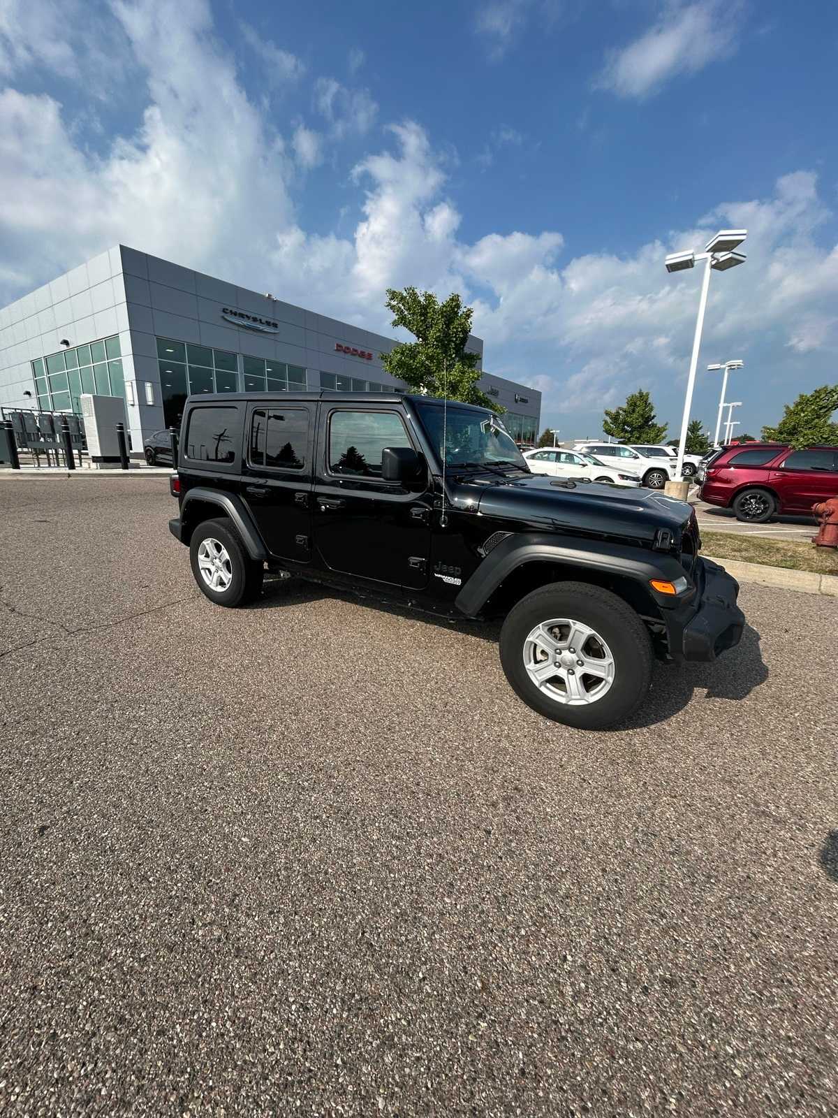 Thumbnail: 2021 Jeep Wrangler - 13